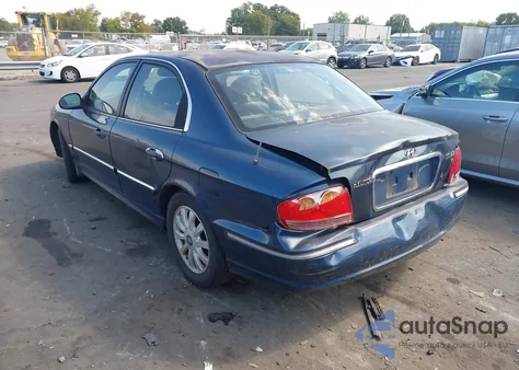 2004 Hyundai Sonata Gls/Lx from USA, damaged, VIN KMHWF35H34A955105